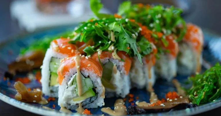 chatelaine smoked salmon roll on cucumber recipe